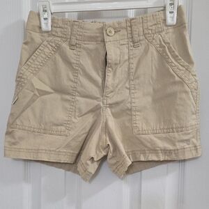 Magellan Outdoors Women's Beige Cargo Shorts